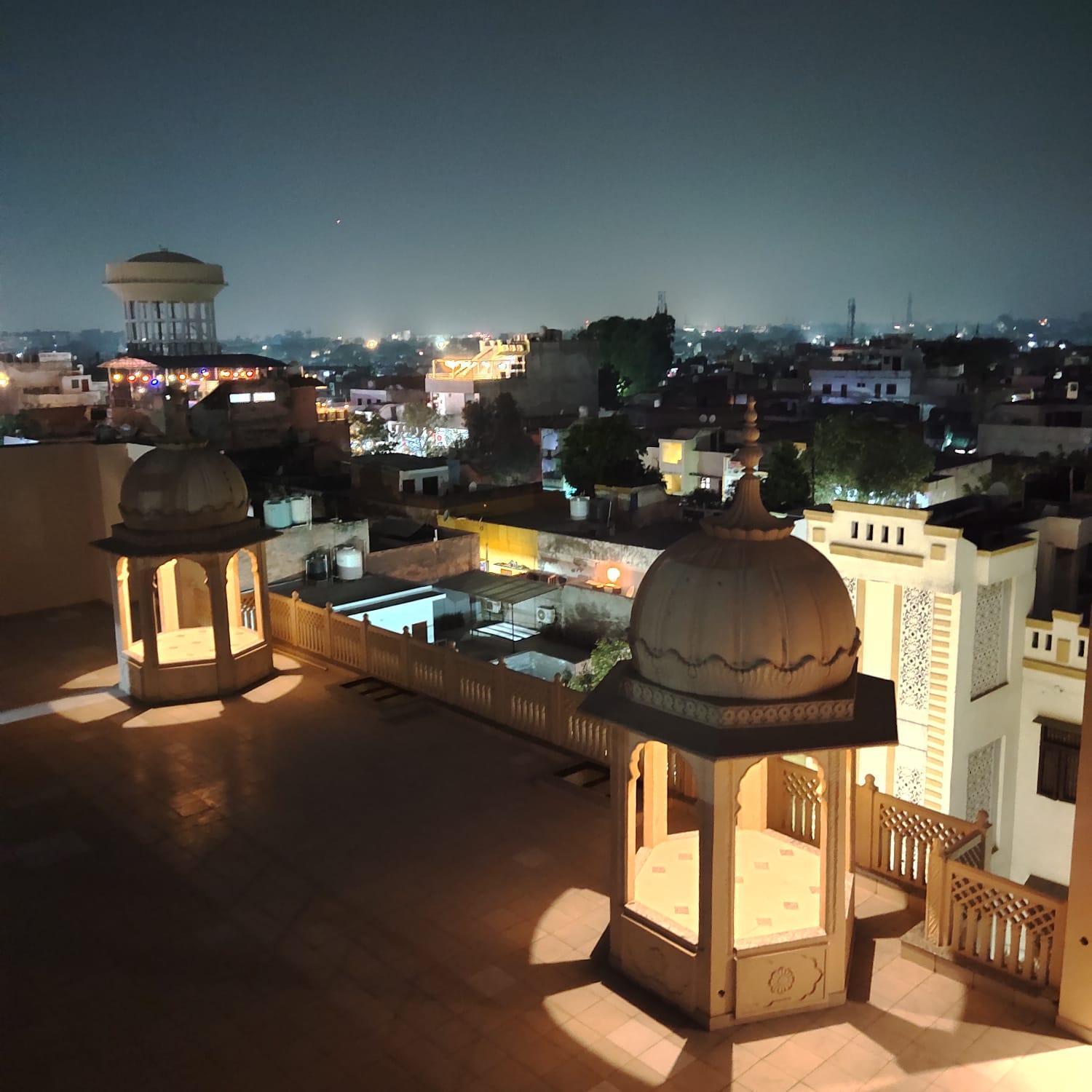 The Taj Vista Agra- Walking Distance To Taj Mahal Hotel Agra  Eksteriør billede